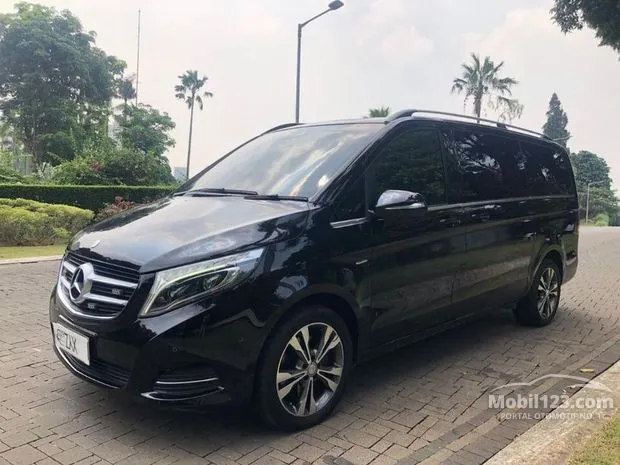 Used Mercedes-Benz V-Class For Sale In Indonesia | Mobil123