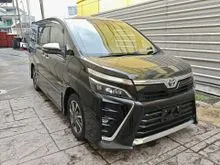 [GRADE 4.5B] 2020 TOYOTA VOXY 2.0 ZS KIRAMEKI 2 EDITION MPV 7-SEATER ROOF MONITOR PRE-CRASH LKA 2-P/DOOR (A) UNREG 25K KM