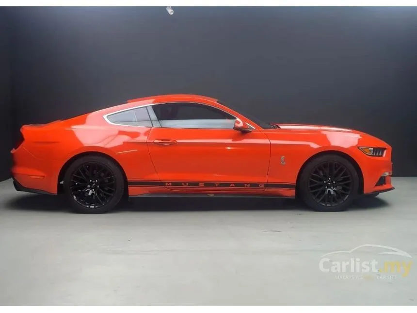 2015 Ford MUSTANG EcoBoost Coupe