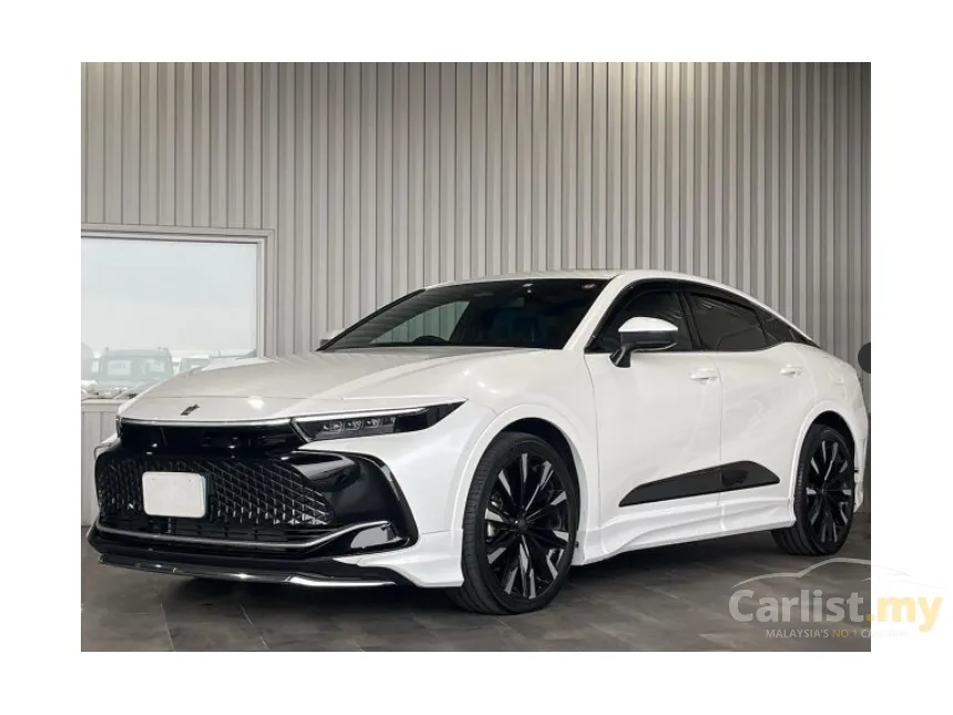 2023 Toyota Crown RS Advance Sedan
