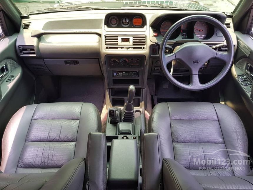 1997 Mitsubishi Pajero V6 3.0 Manual SUV