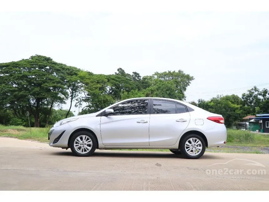 2018 Toyota Yaris Ativ E Sedan