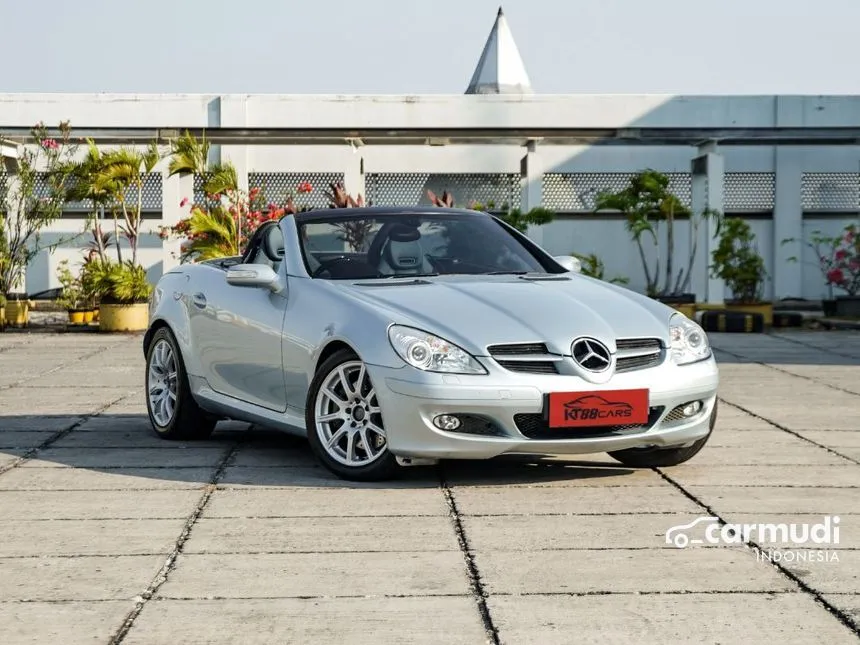 2005 Mercedes-Benz SLK350 Convertible