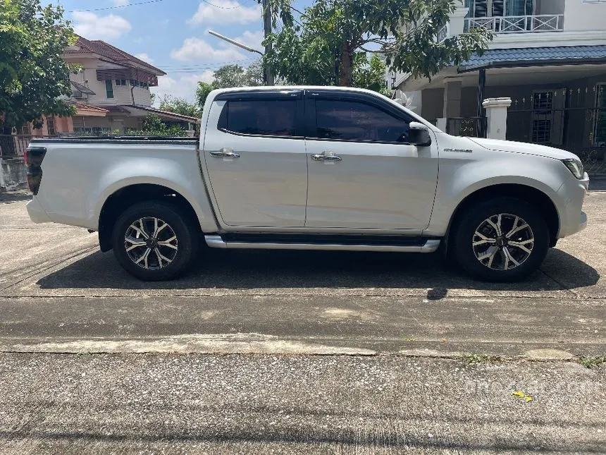 2022 Isuzu D-MAX Hi-Lander M Cab-4 Pickup