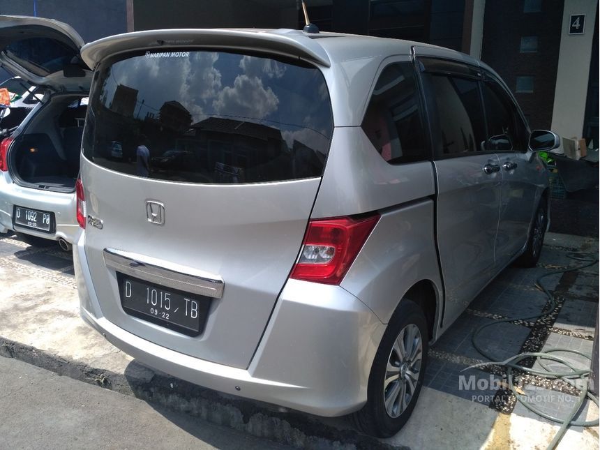 Jual Mobil  Honda  Freed  2012 S 1 5 di Jawa Barat Automatic 