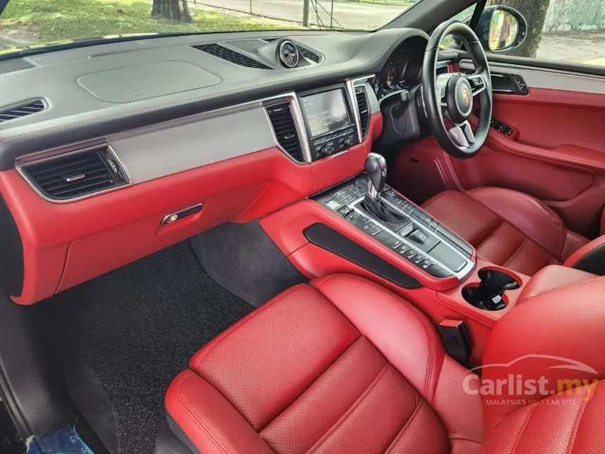2014 Porsche Macan SUV