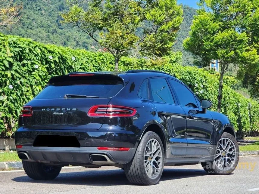 2014 Porsche Macan SUV