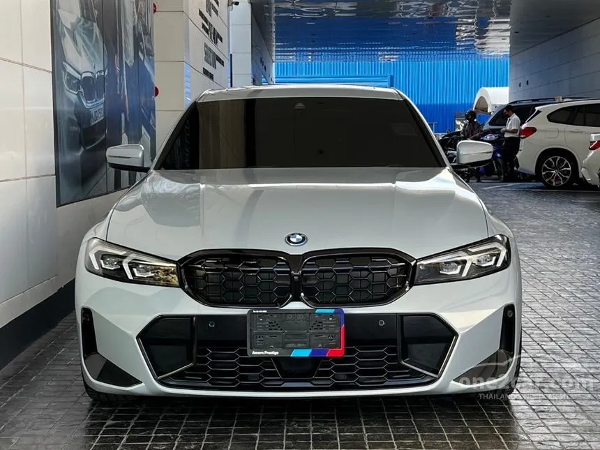 2023 BMW 330e M Sport Sedan