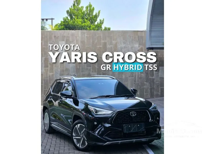Jual Mobil Toyota Yaris Cross 2023 S HEV GR Parts Aero Package 1.5 di Banten Automatic Wagon Hitam Rp 449.950.000