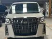 Recon 8 YEARS UNLIMITED MILEAGE WARRANTY TOYOTA ALPHARD TYPE GOLD