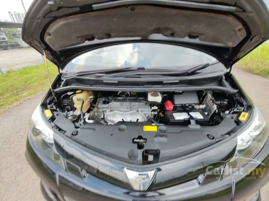 2012 Toyota Estima Aeras MPV
