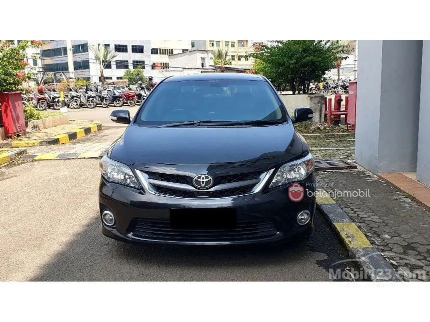 2012 Toyota Corolla Altis V Sedan