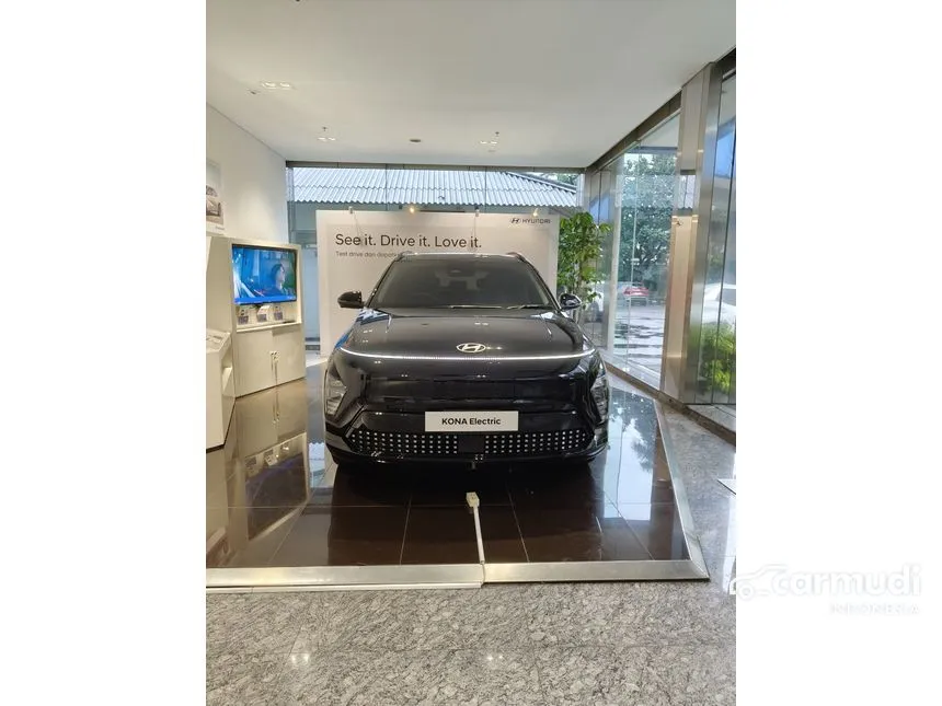 Jual Mobil Hyundai Kona 2024 Electric Long Range Signature di DKI Jakarta Automatic Wagon Hitam Rp 499.000.000