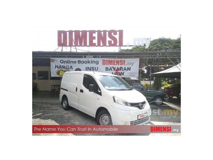 harga van nissan nv200