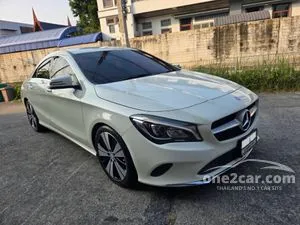 2017 Mercedes-Benz CLA200 1.6 Urban Sedan