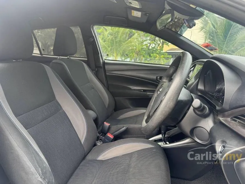 2021 Toyota Yaris E Hatchback