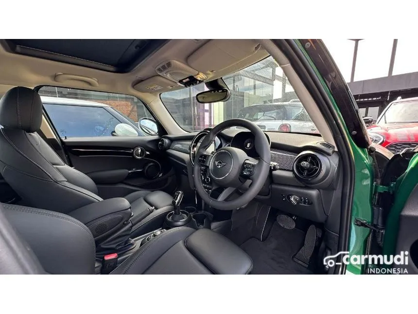 Jual Mobil MINI Cooper 2024 S 5 Door 2.0 di DKI Jakarta Automatic Hatchback Hijau Rp 1.049.000.000