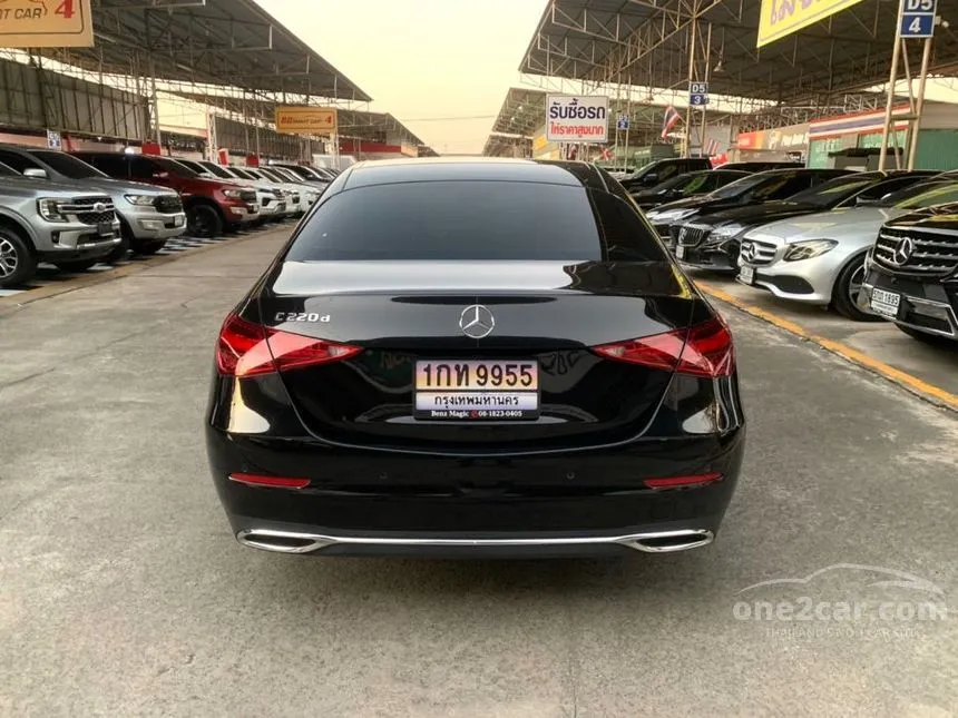 2022 Mercedes-Benz C220 d Avantgarde Sedan