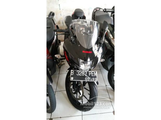 Suzuki Gsx Motor  bekas  dijual  di  Dki jakarta Indonesia 