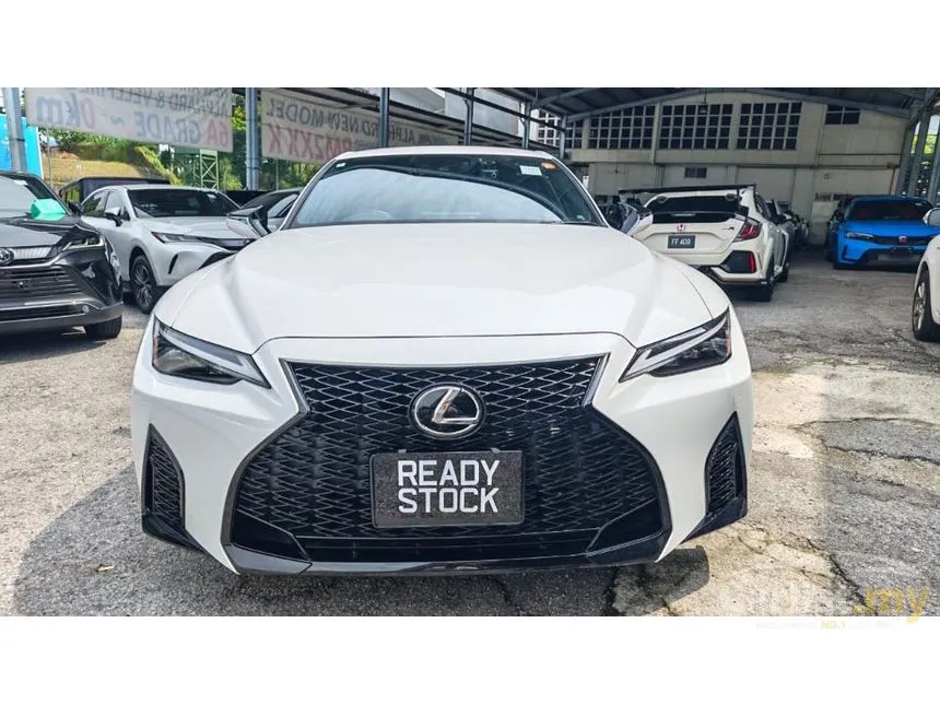2024 Lexus IS 300 F Sport Sedan