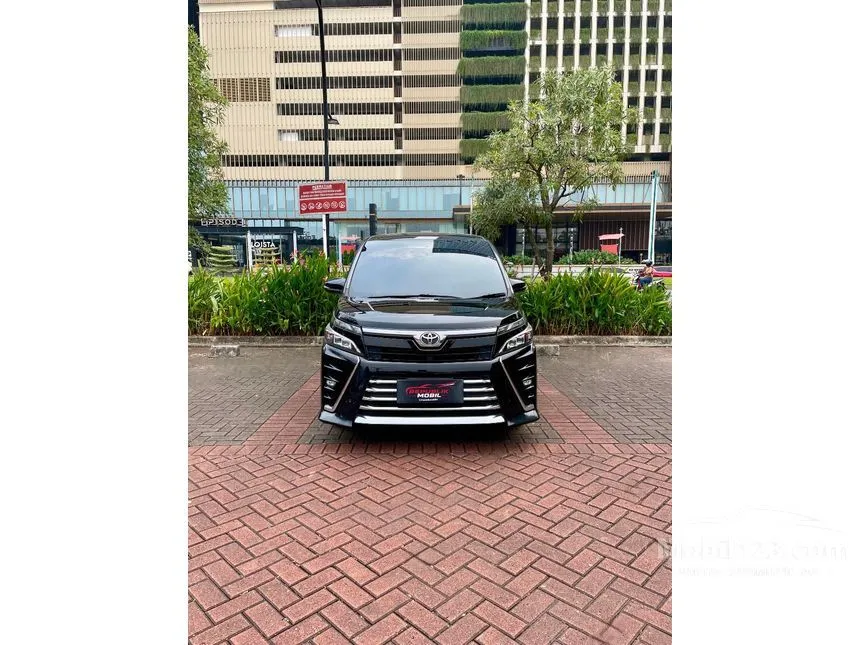 2020 Toyota Voxy MPV