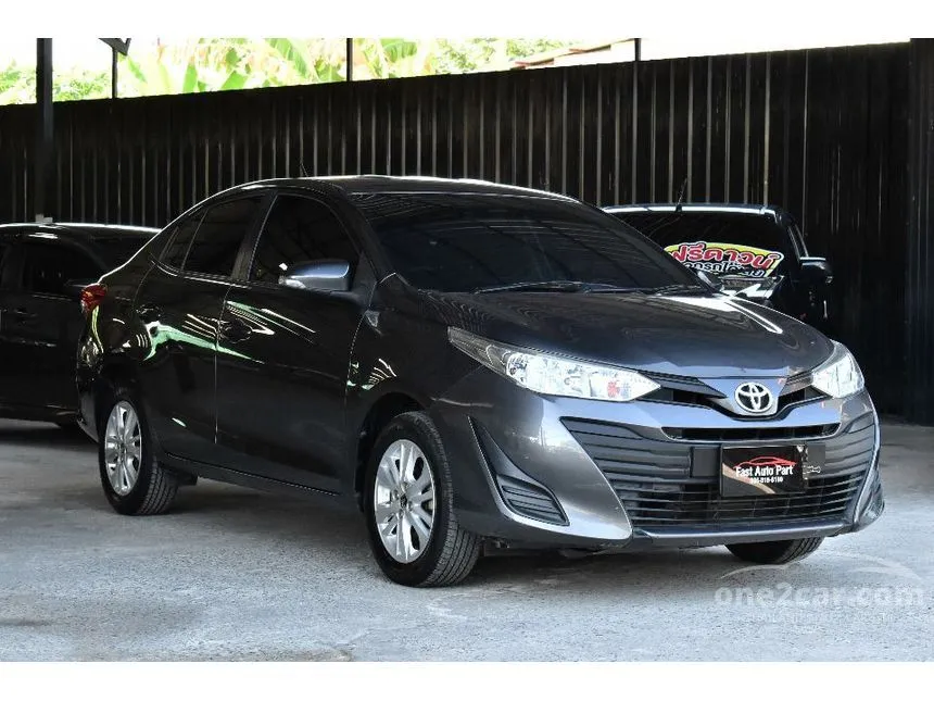 2018 Toyota Yaris Ativ E Sedan