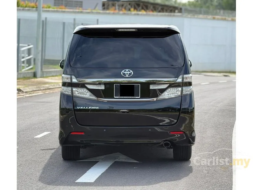 2013 Toyota Vellfire Z Golden Eyes MPV