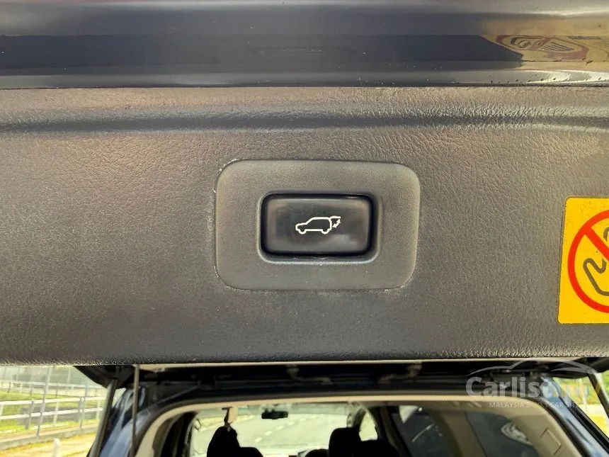 2013 Toyota Vellfire Z Golden Eyes MPV