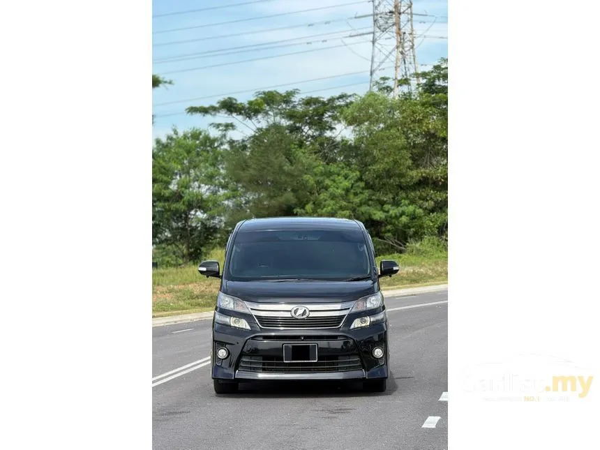 2013 Toyota Vellfire Z Golden Eyes MPV