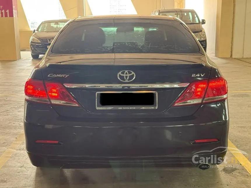 2009 Toyota Camry V Sedan