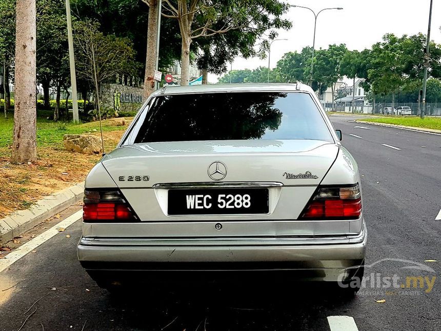 1995 Mercedes-Benz 280E Sedan