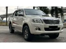2015 Toyota Hilux 2.5 G AT / FREE 3 YEARS WARRANTY / STRICTLY FOR TRANSPORT PURPOSE / NO GO IN FOREST / LEATHER SEATS LENG / ENGINE GEARBOX DONE CHECK