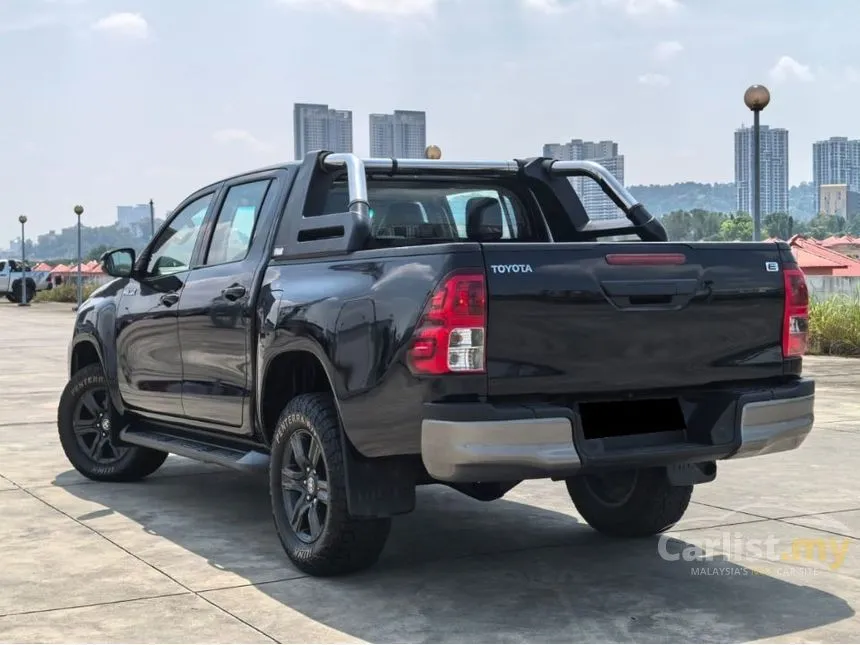 2021 Toyota Hilux E Dual Cab Pickup
