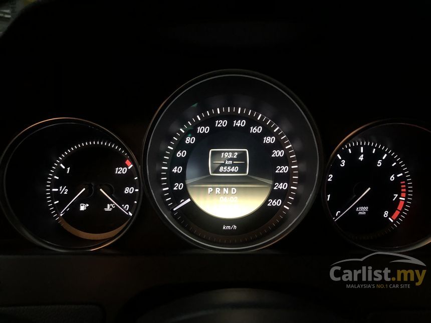 2011 Mercedes-Benz C200 CGI Avantgarde Sedan