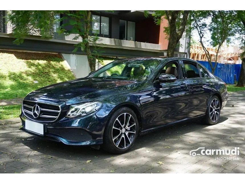 2016 Mercedes-Benz E300 Avantgarde Sedan