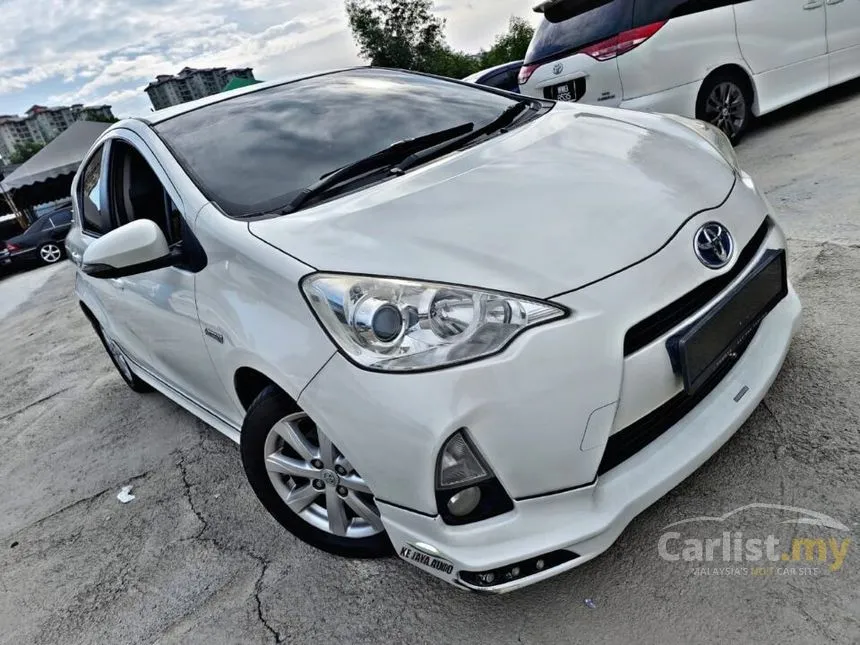 2013 Toyota Prius C Hybrid Hatchback