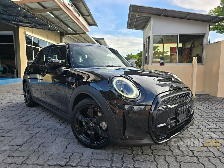 Recon YEAR END BIG SALES 2023 MINI COOPER S NFL 5 DOORS / DIGITAL METER Recon YEAR END BIG SALES 2023 MINI COOPER S NFL 5 DOORS / DIGITAL METER