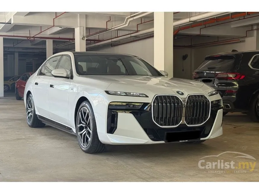2024 BMW 750e xDrive M Sport Pure Excellence Sedan