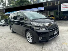 Dual Power Door,8 Seater,AWD System,Android Player,Reverse Camera,7xAirbag,Sport Rim 18,Well Maintained-2014/16 Toyota Vellfire 2.4 X MPV
