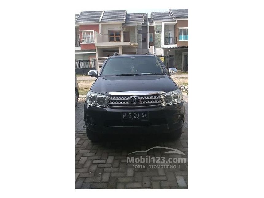 2010 Toyota Fortuner SUV Offroad 4WD