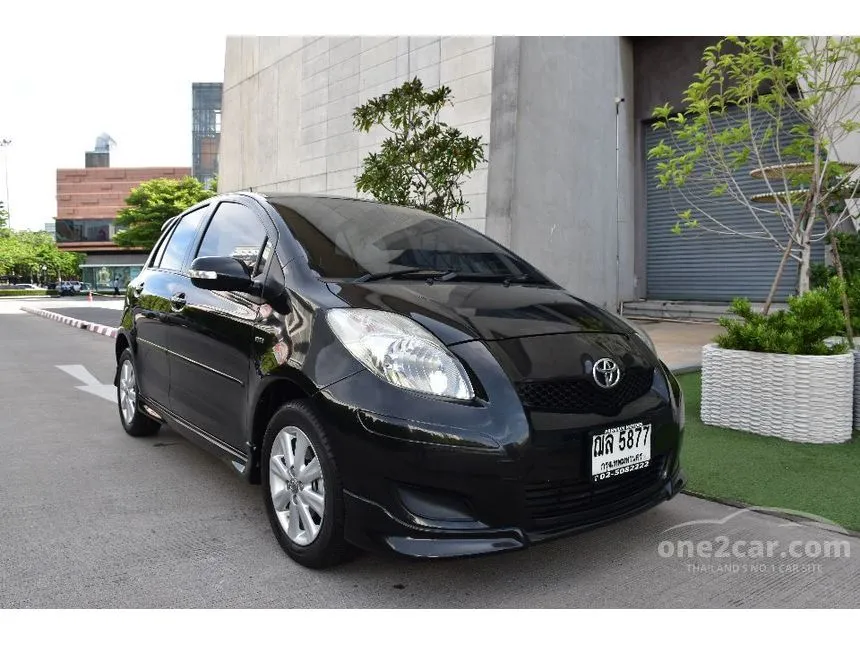 2009 Toyota YARIS E Hatchback