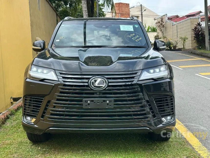 2024 Lexus LX 600 7 seater SUV