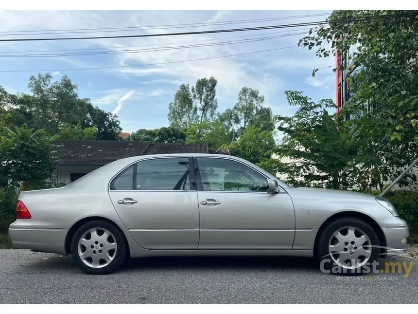 2003 Lexus LS 430 Sedan