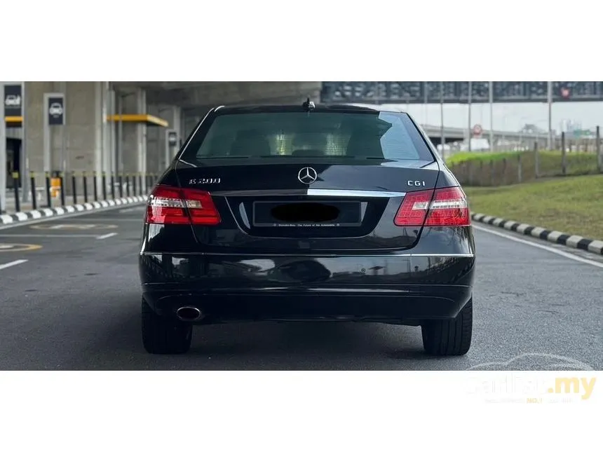 2011 Mercedes-Benz E200 CGI Sedan