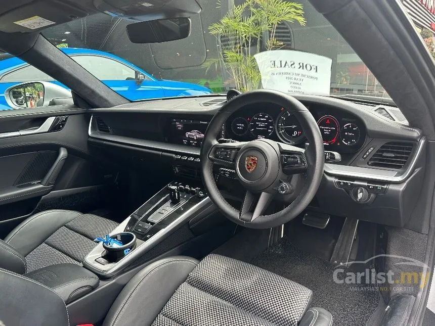 2019 Porsche 911 Carrera 4S Coupe
