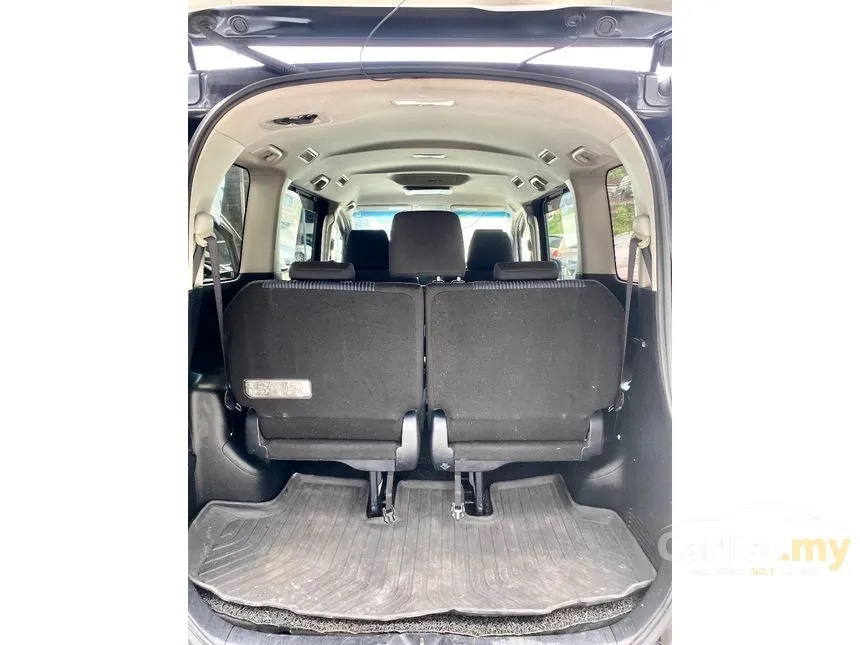 2014 Toyota Voxy ZS MPV