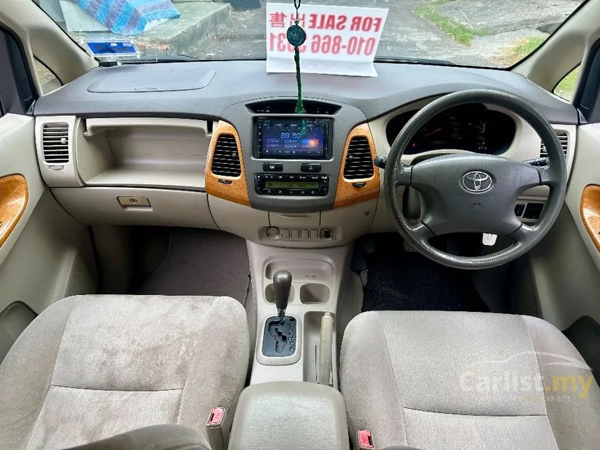 2010 Toyota Innova G MPV