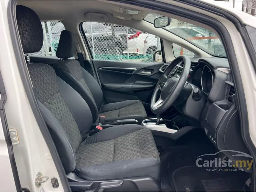 2016 Honda Jazz E Hatchback