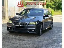 2016 BMW 520i 2.0 M Sport Sedan MOST CHEAPEST IN JB (Fast Loan Approval , No Hidden Fee ) - Cars for sale