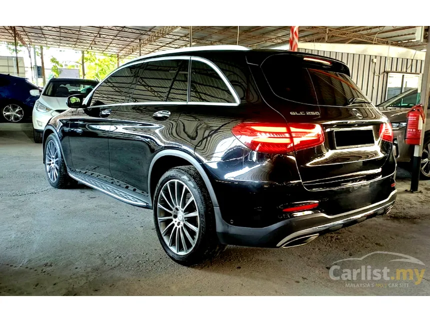 2017 Mercedes-Benz GLC250 4MATIC AMG Line SUV